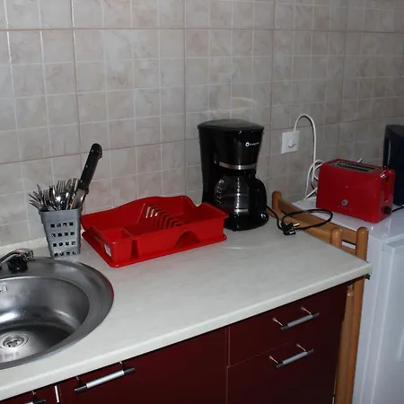 Noemina Apartment *